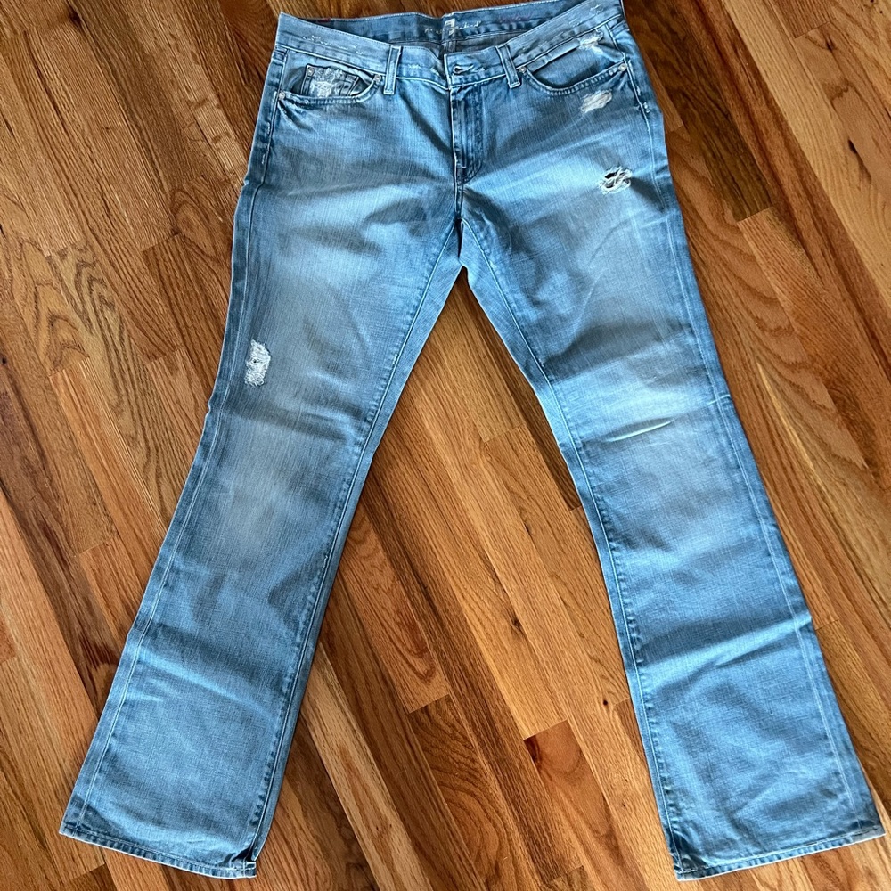7 distressed brand new jeans
